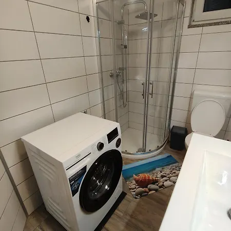 Apartma Elro 公寓