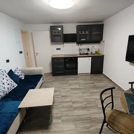 Apartma Elro * 波尔托罗